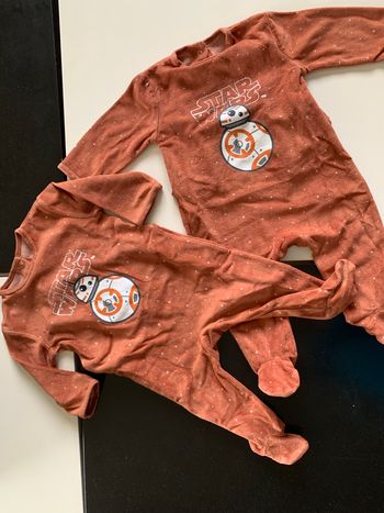 Lot 2 pyjamas velours Star Wars robot 9 mois jumeaux