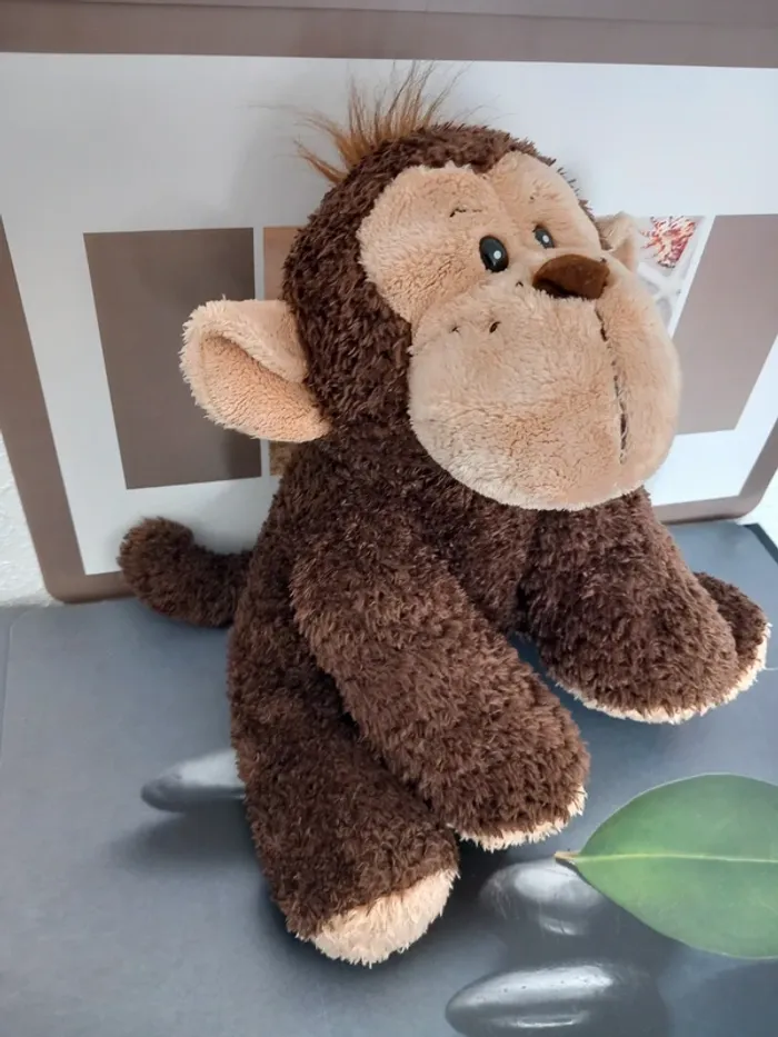 Peluche singe 33cm avec des billes à l'intérieur - photo numéro 3