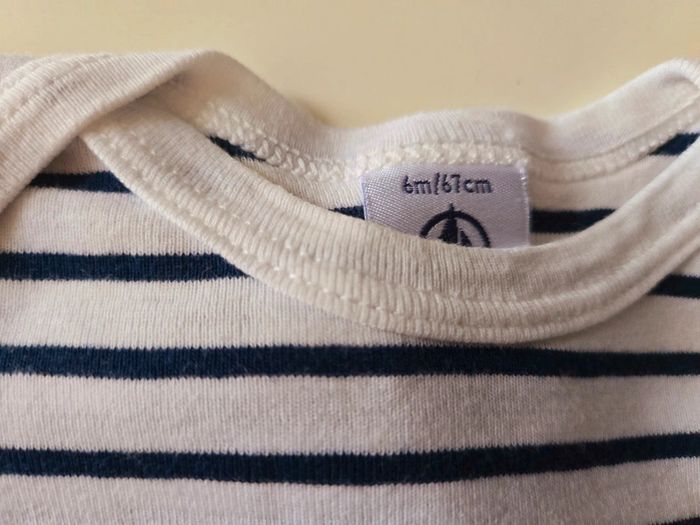 Bodies 6 mois - photo numéro 2