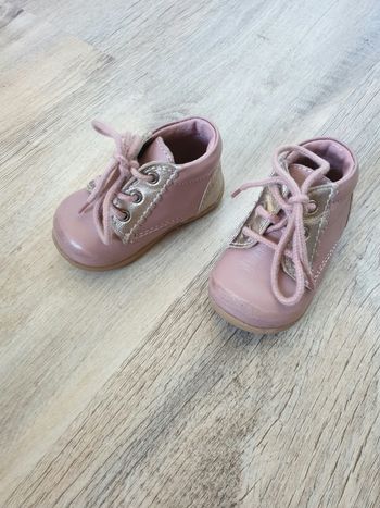 ♥️ chaussure fille bébé taille 18