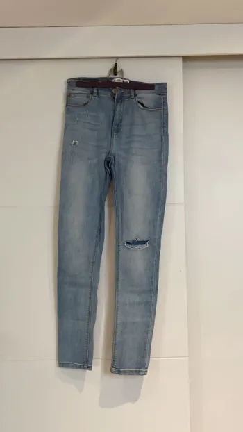Jeans pull and bear