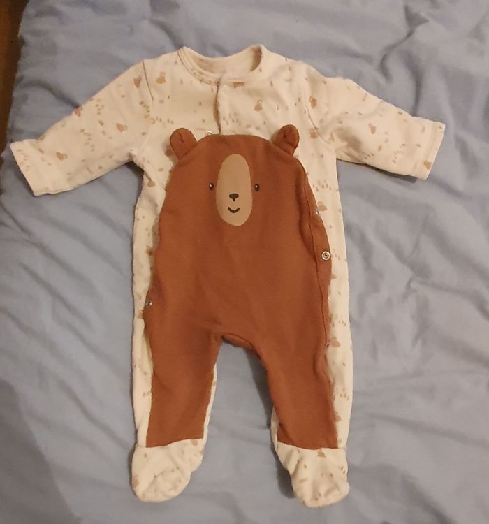 A vendre 6 pyjamas en 3 mois - photo numéro 2