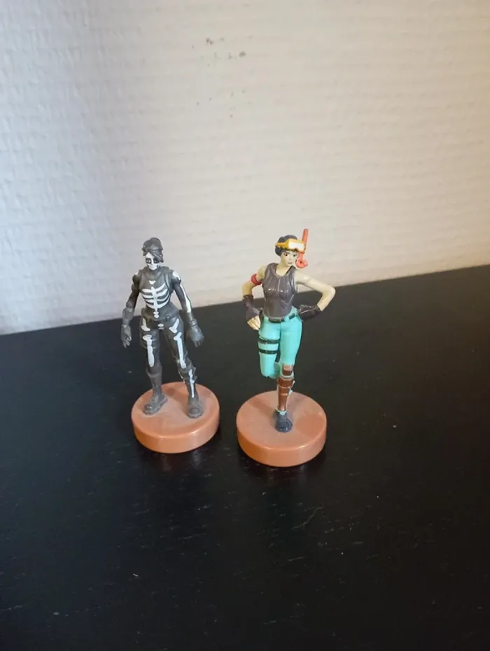 2 figurine Fortnite