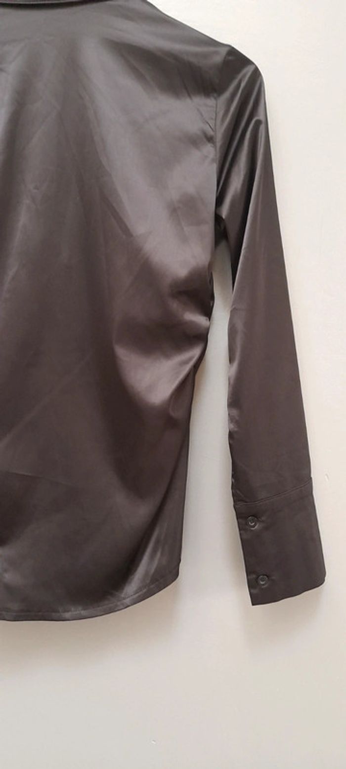 Chemise cintrée satinée - photo numéro 9
