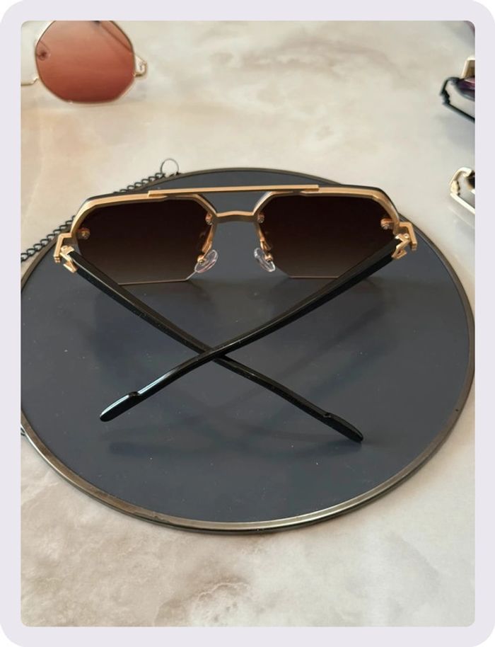 Lunette de soleil marron - photo numéro 4