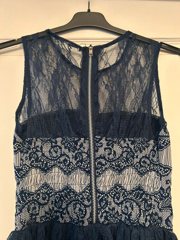 Robe avec volants - photo numéro 4