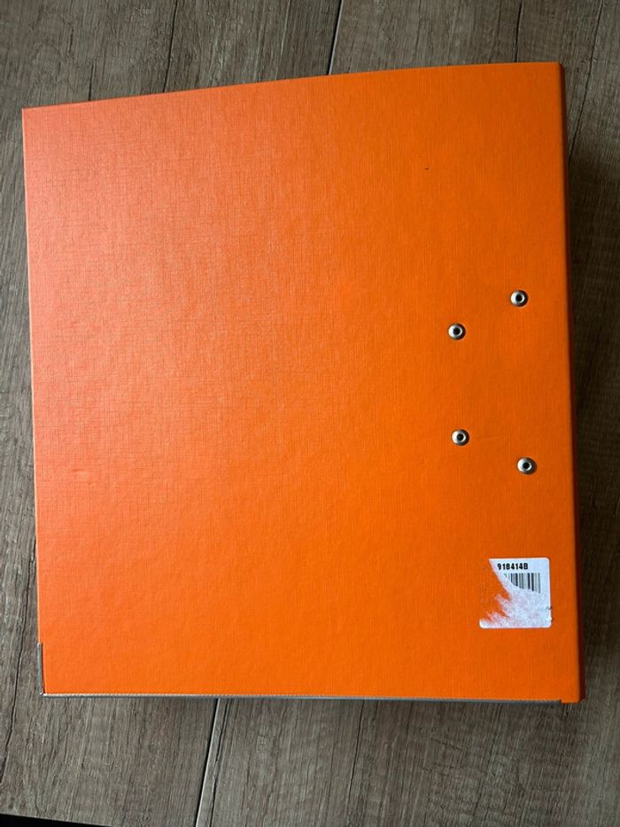 Classeur à levier orange - photo numéro 3