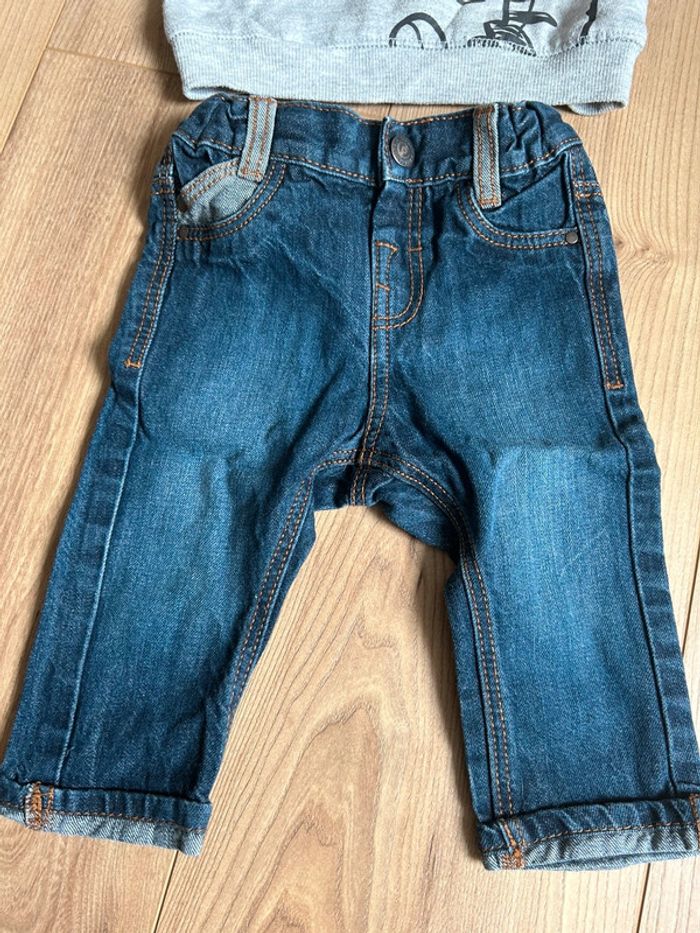 Pull + jean 6 mois - photo numéro 3