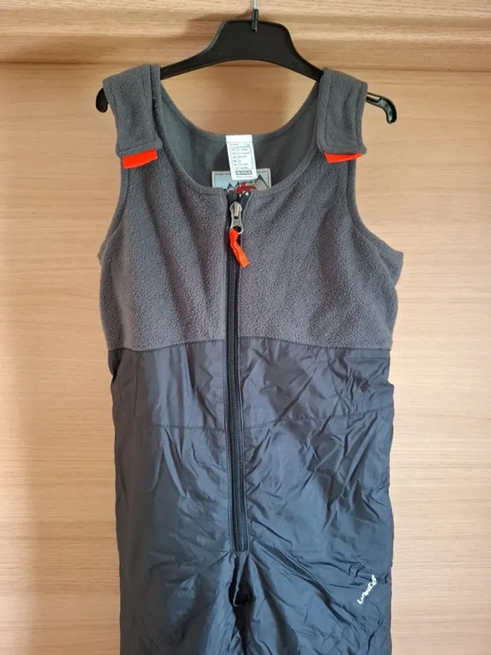 Combinaison de ski 3/4 ans - photo numéro 2