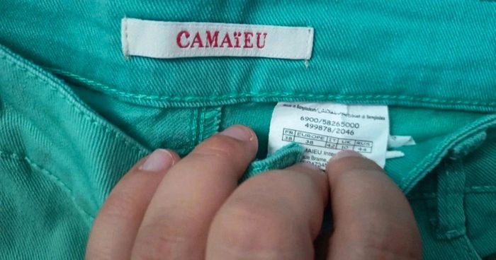 Short Camaïeu taille 38 - photo numéro 2