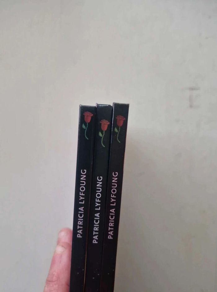 Lot  bd  les  rose  ecarlate - photo numéro 4