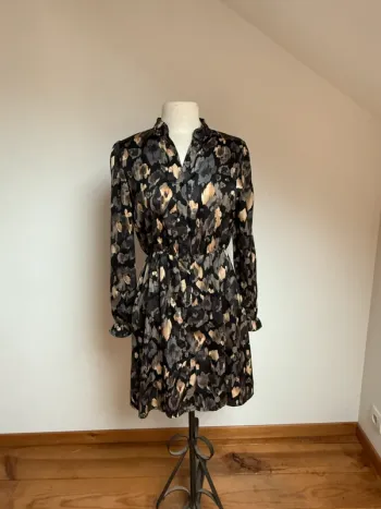 Superbe robe neuve fluide Papillonne 🌸 M 38