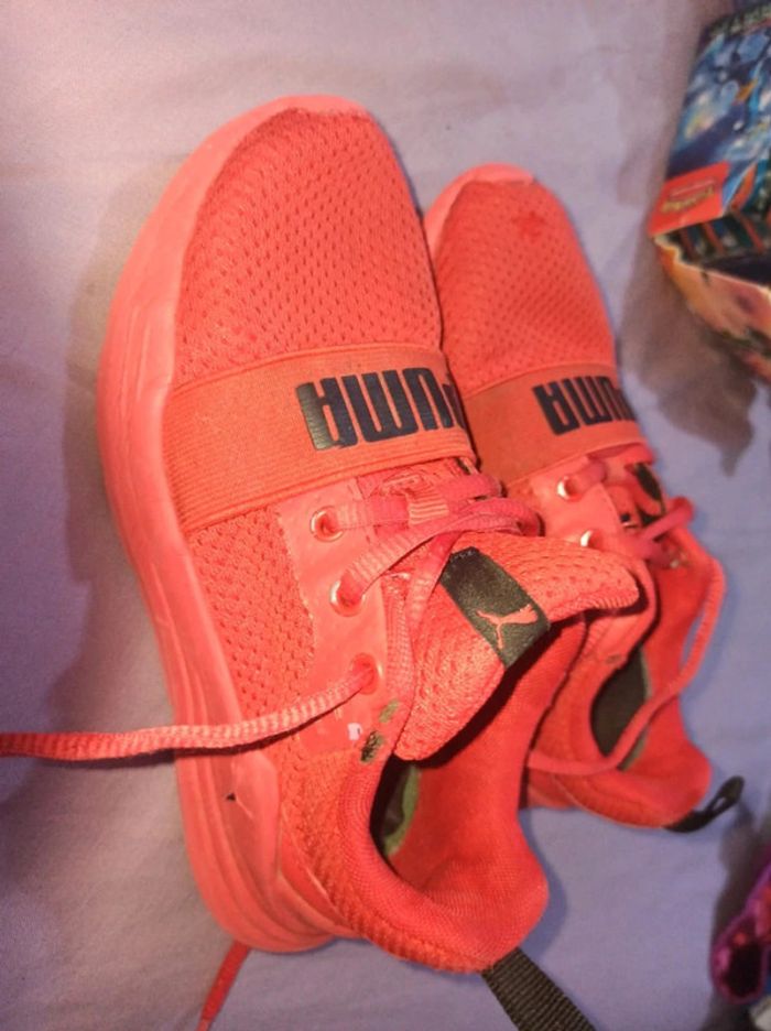 Basket Puma taille 32