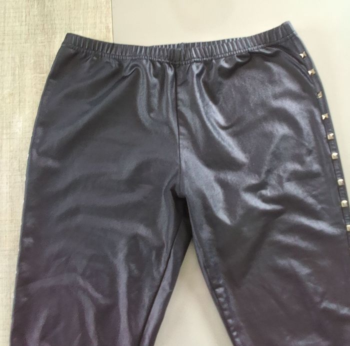 Legging taille L couleur noir pour femme - Bon état - photo numéro 3