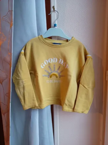 Sweat jaune