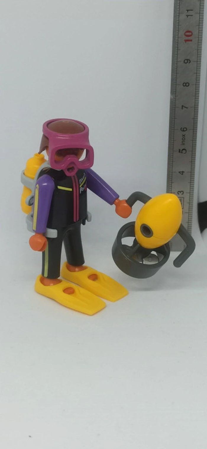 Homme plongeur avec accessoires playmobil