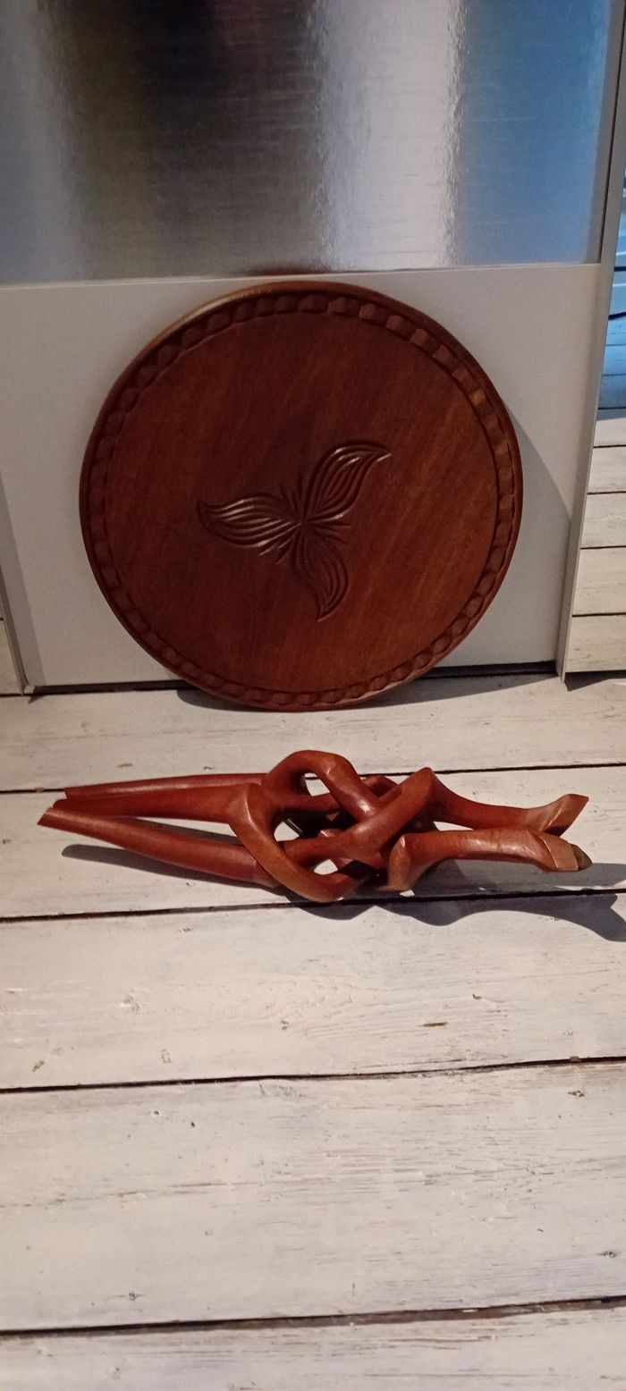 Petite table originale pliable - photo numéro 6