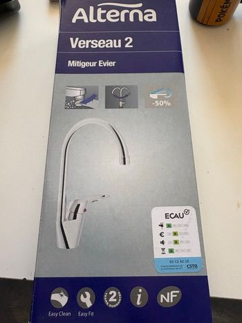 Robinet évier neuf 