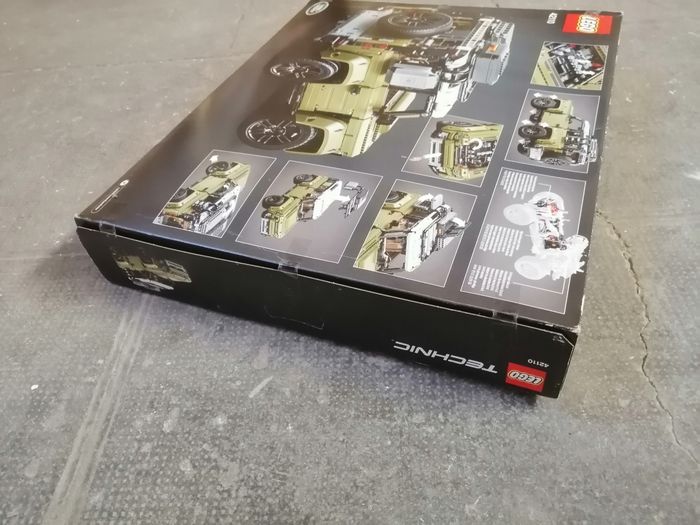 Lego Technic 42110 Land Rover Defender [NEUF] - photo numéro 7