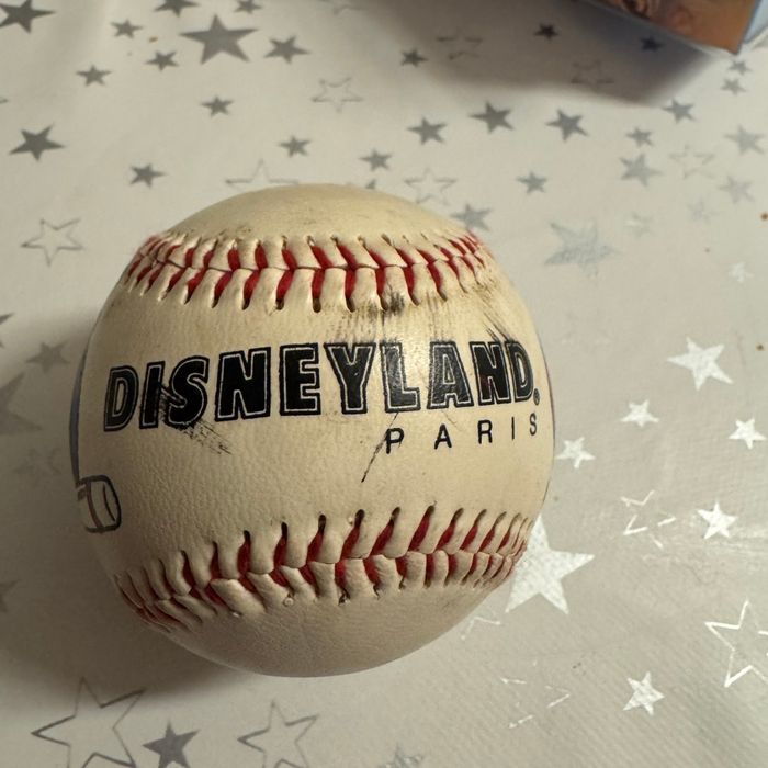 Balle Disneyland - photo numéro 2