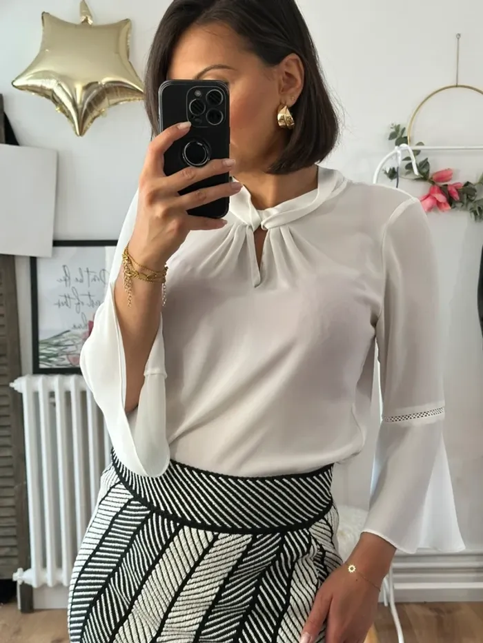 Blouse Karl Lagerfeld blanche taille 36
