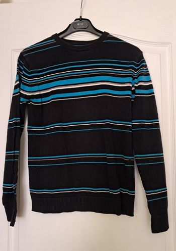Pull Overgame taille S