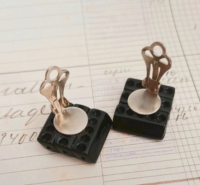 Paire clips vintage strass - photo numéro 3