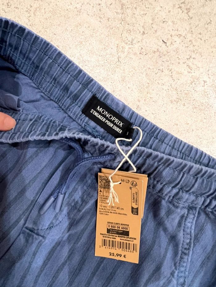 Jean fin Monoprix garçon taille 10 ans neuf et étiqueté - photo numéro 3