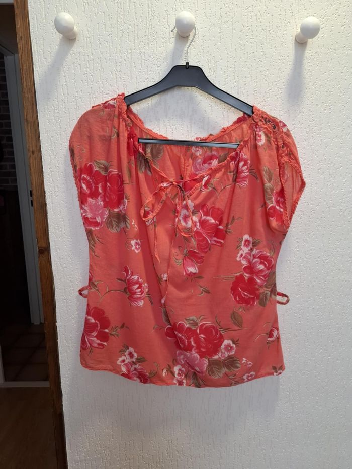 Belle blouse femme fleurie orange/rouge 46/48 100 % coton excellent état
