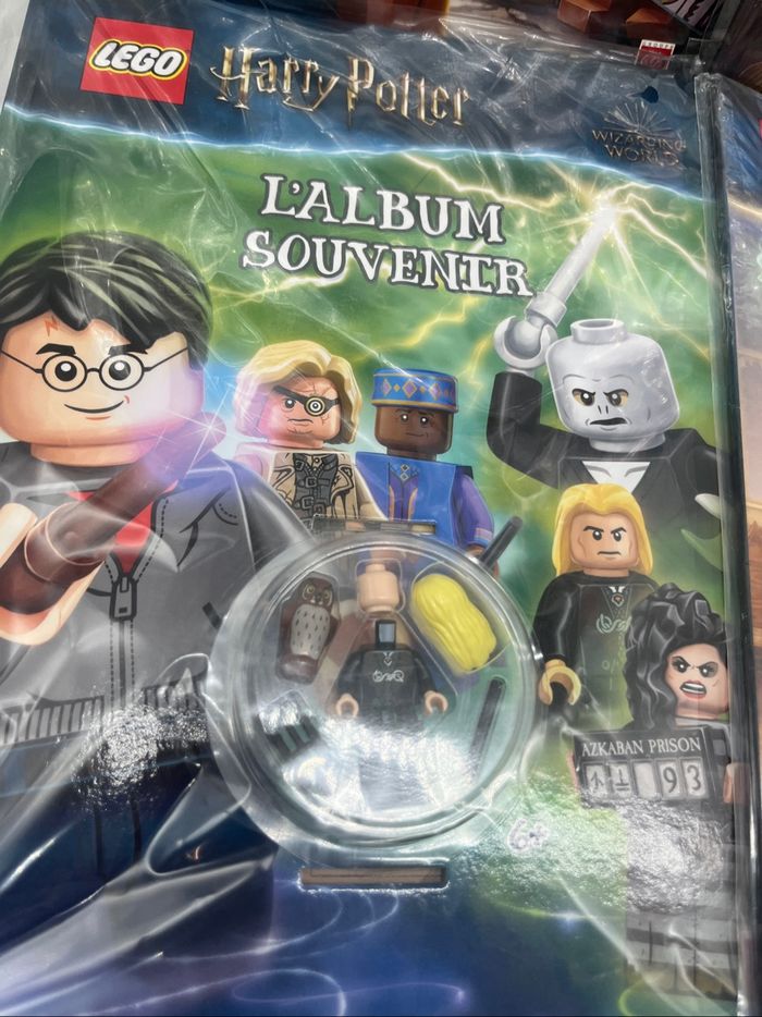 Lot de 4 livres D’activités Magazines Lego Harry Potter Avec leurs figurines Neuf ` - photo numéro 2