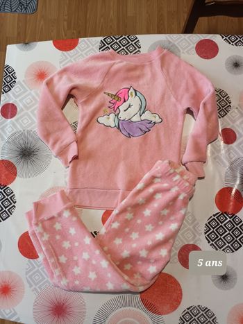 Pyjama licorne taille 5 ans