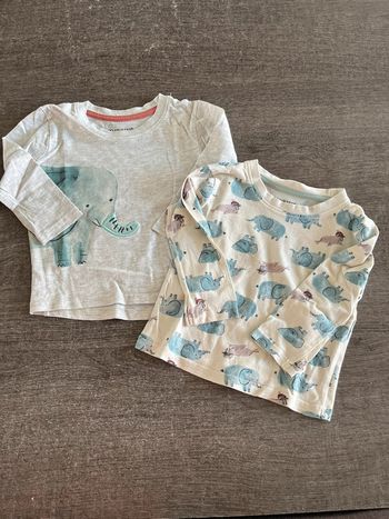 Lot de 2 hauts Primark 9-12 mois
