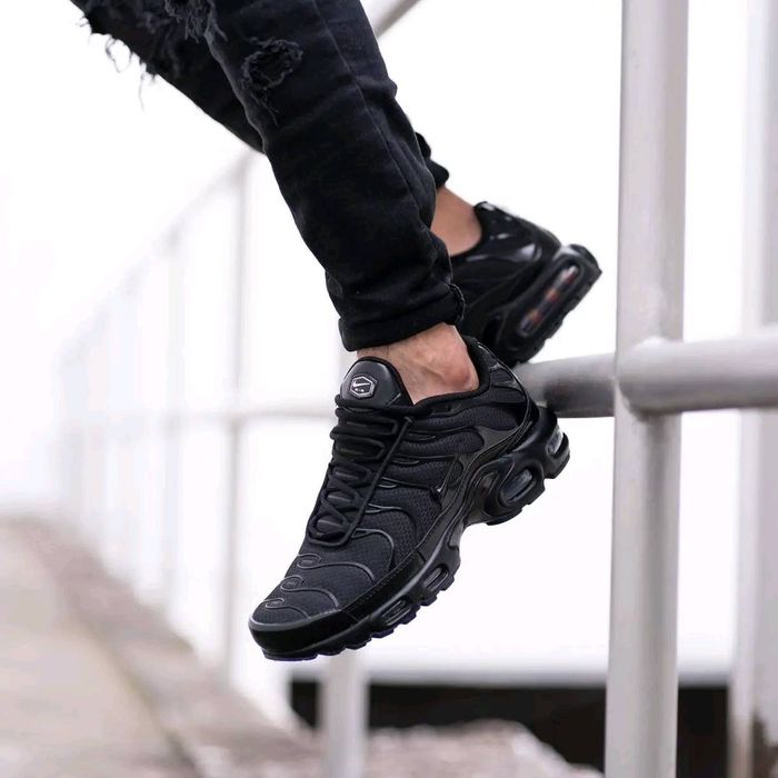TN Nike Air Max Plus NOIR - photo numéro 2