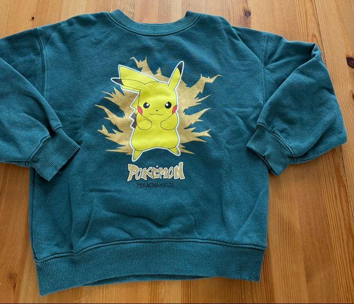 Pull « H&M - Pokémon »