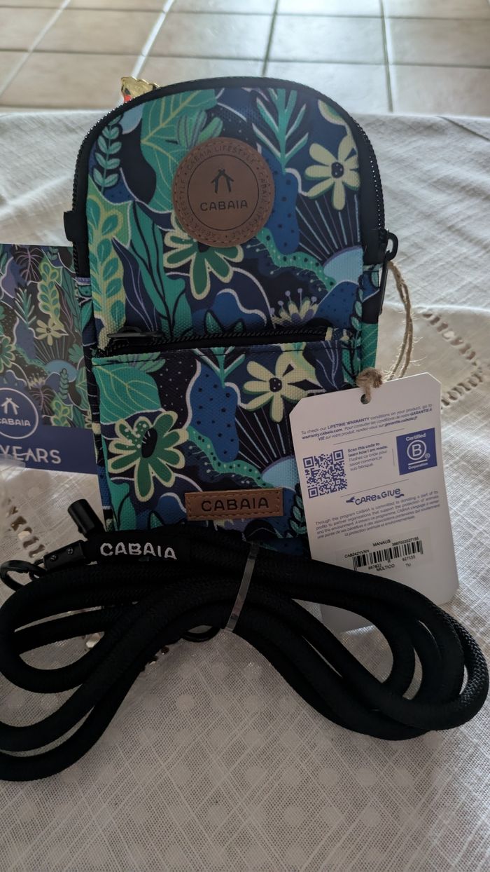 Pochette téléphone cabaia - photo numéro 2