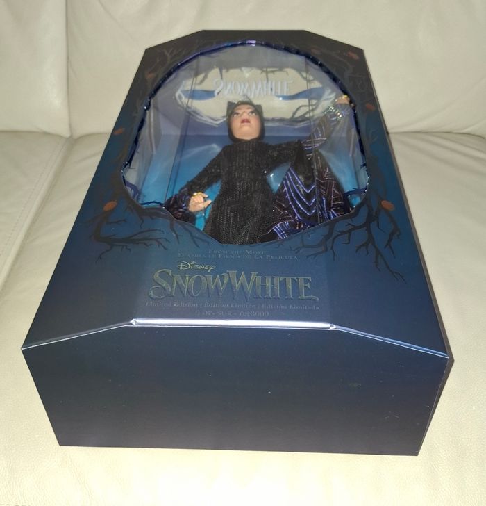Poupée doll mechante reine de Blanche Neige disney - photo numéro 9