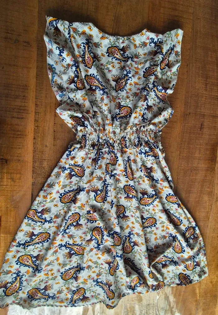 Robe femme - photo numéro 2