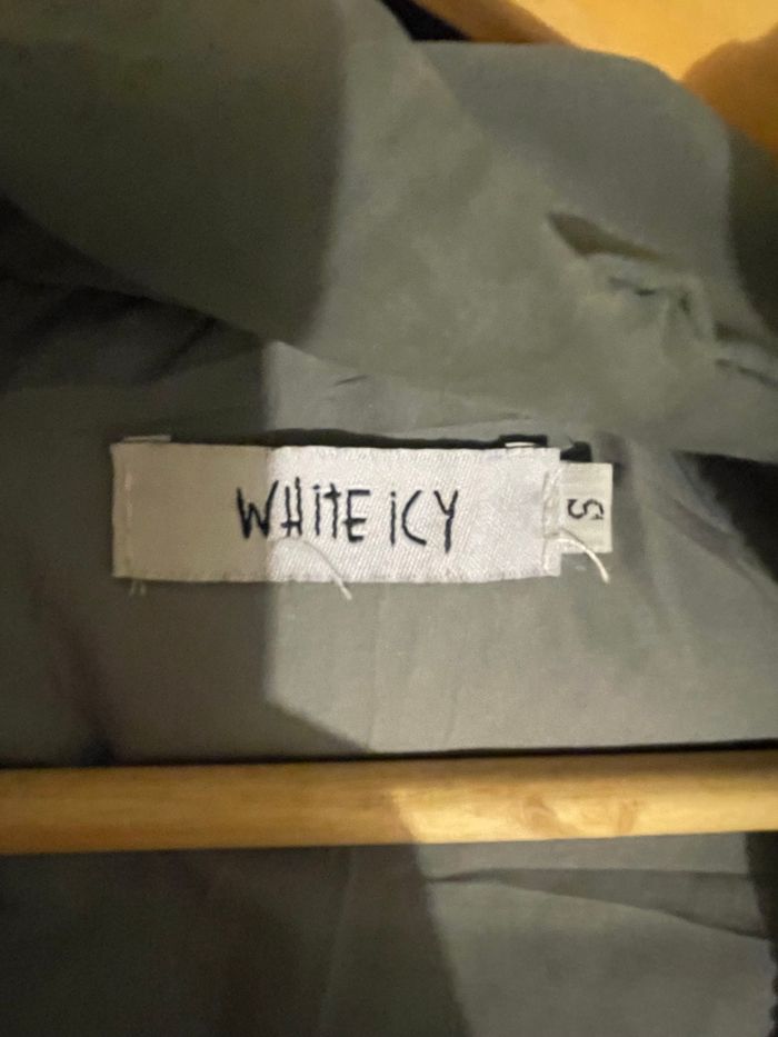 Doudoune. Sans manche - photo numéro 2