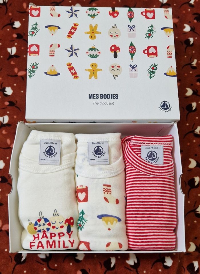 Lot de 3 bodies 24mois  Petit bateau - photo numéro 2