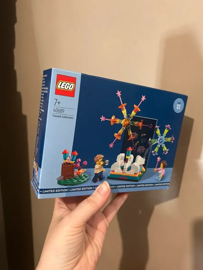 Boîte lego 40689 firework celebrations édition limitée (feux artifices)