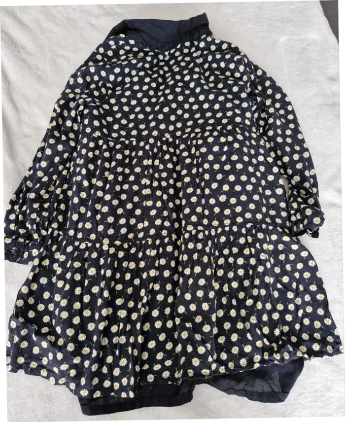 2 belles robes 8 ans - photo numéro 4