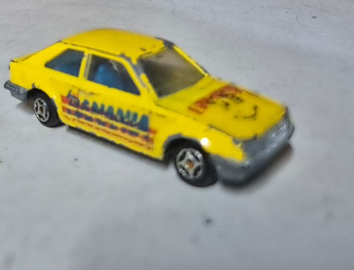 Voiture miniature norev série mini jet Ford escort jaune banania - photo numéro 3