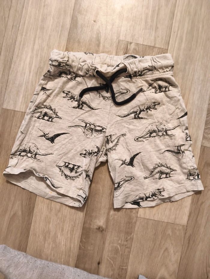 Short dinosaures taille 4-5 ans 110 cm marque dopo dopo