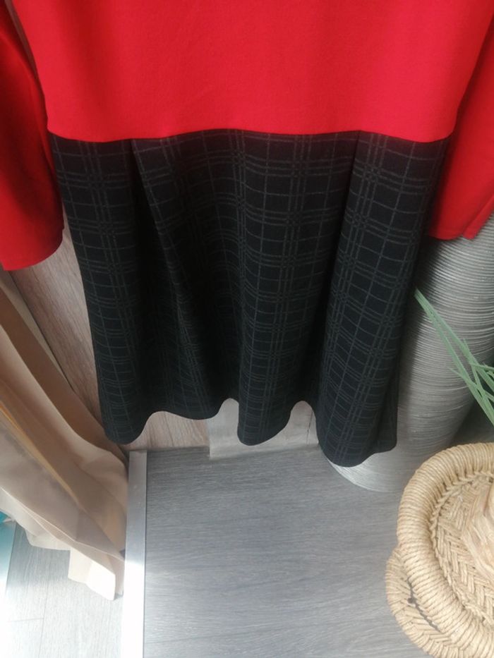 Robe manche longue rouge à carreaux 14A - photo numéro 9
