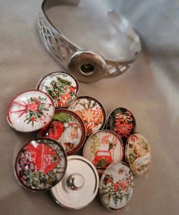 Bracelet jonc acier inoxydable bouton interchangeable réglable