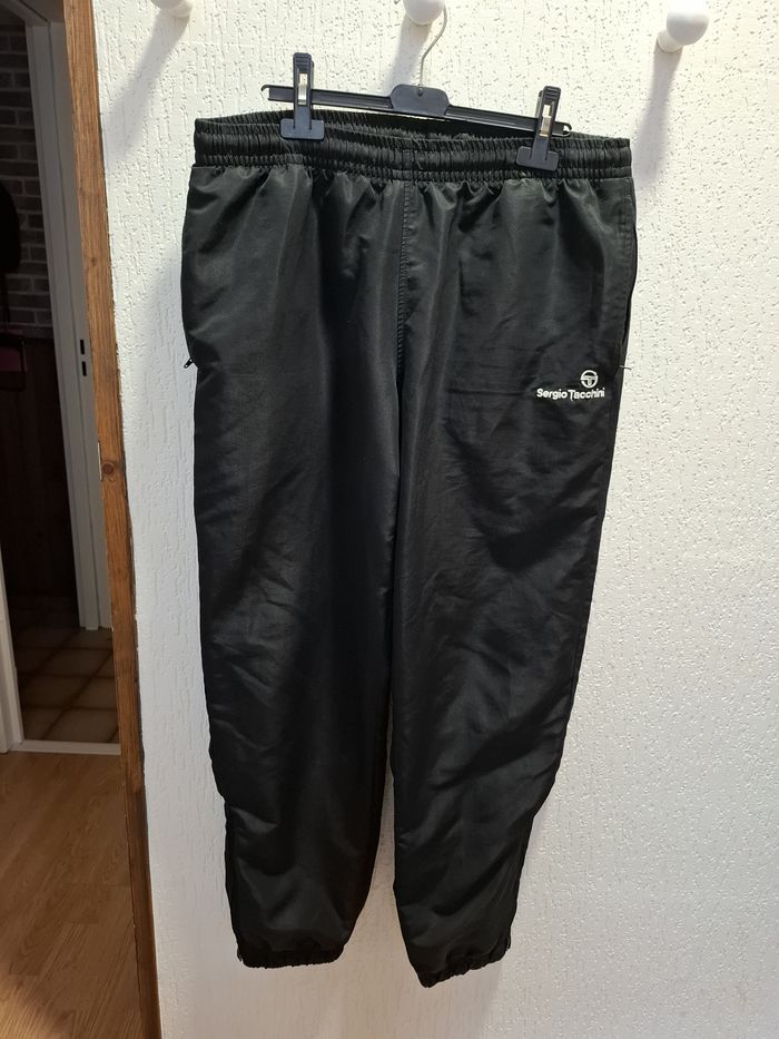 Beau bas de survêtement homme XL Sergio Tacchini noir très bon état