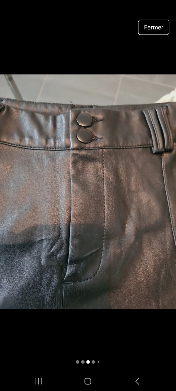Short en cuir souple noir - photo numéro 3