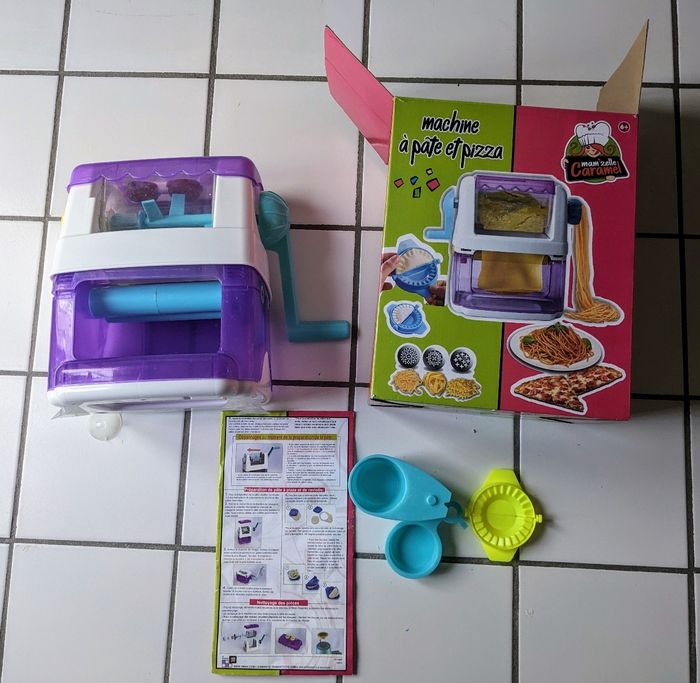 Machine à pâtes Mam'zelle caramel