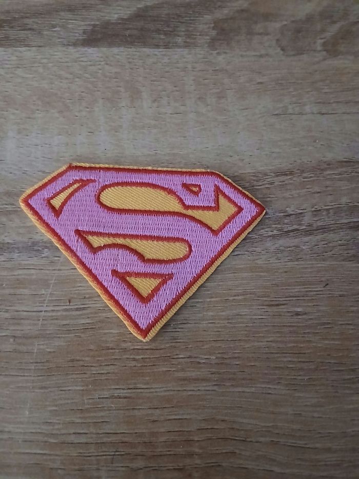 Écusson thermocollant supergirl