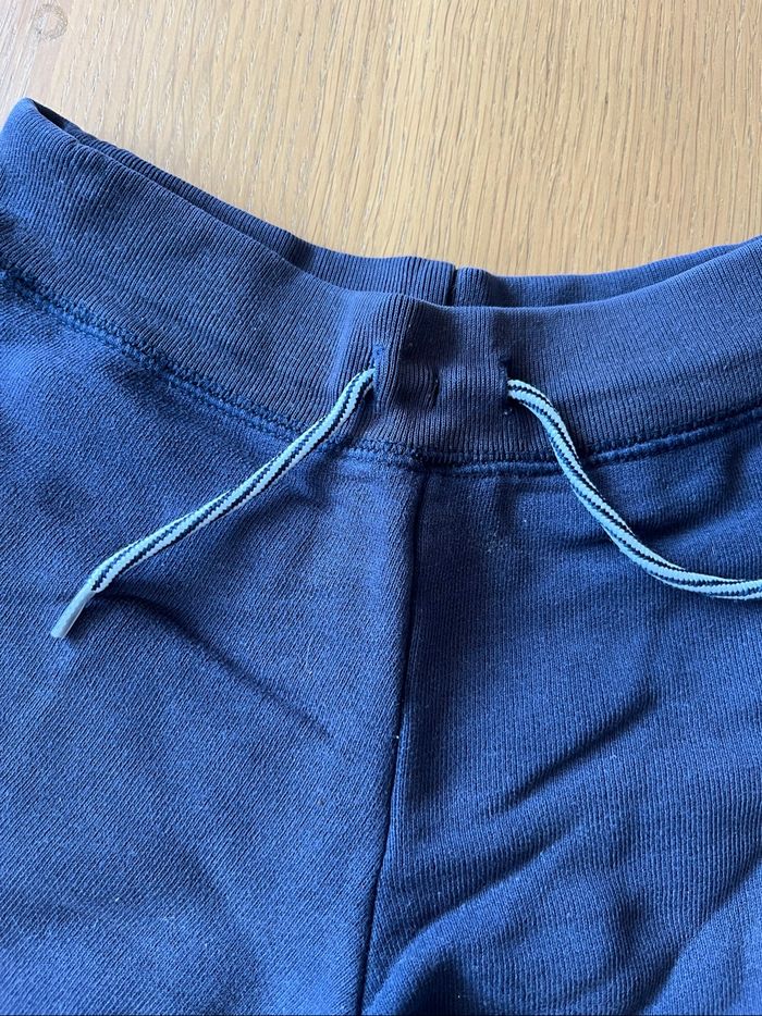 Short Petit Bateau bleu marine 6A TBE - photo numéro 3